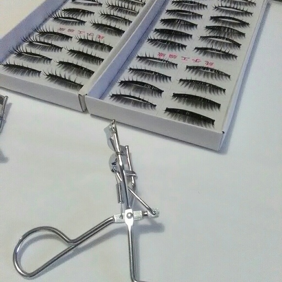 20 Pairs New Reusable False Eyelashes + 2 Steel - Picture 3 of 5